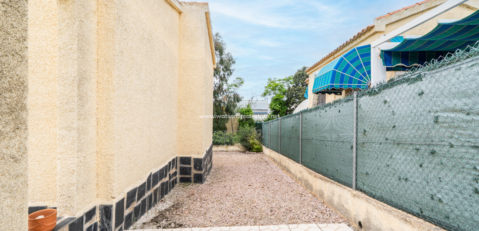Resale - Detached - Urb. La Marina