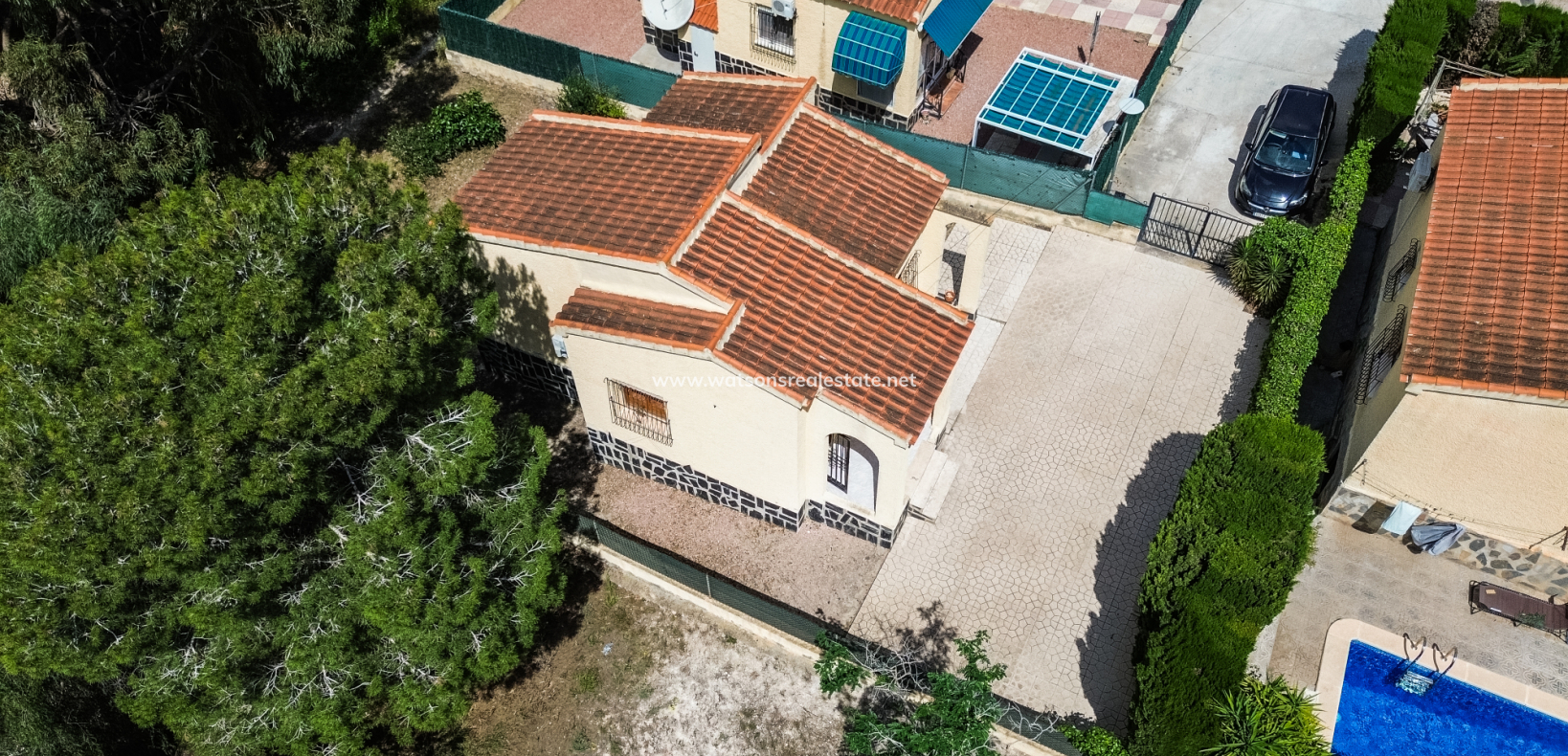 Resale - Detached - Urb. La Marina