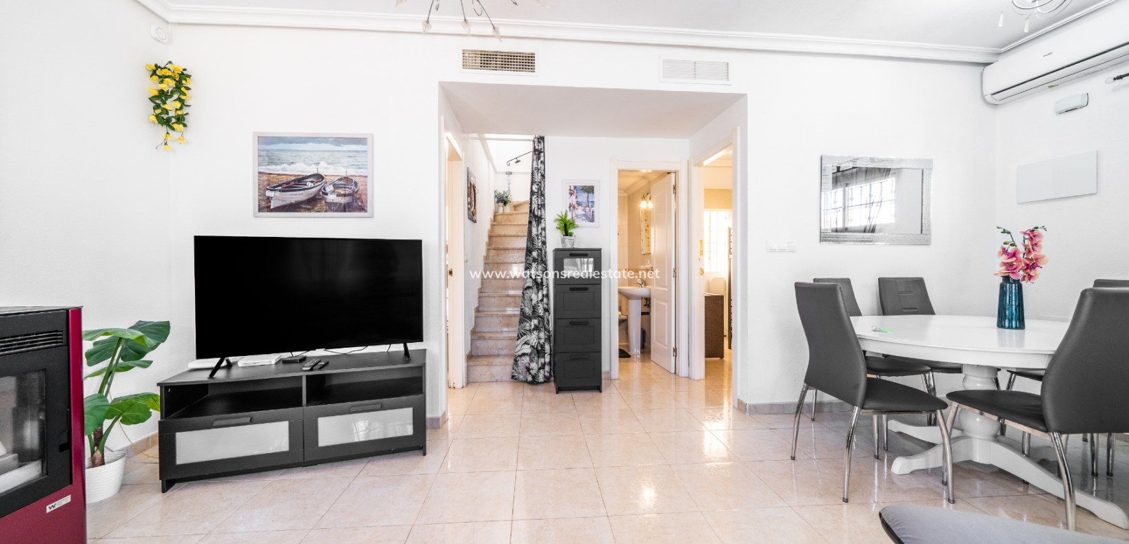 Resale - Detached - Urb. La Marina