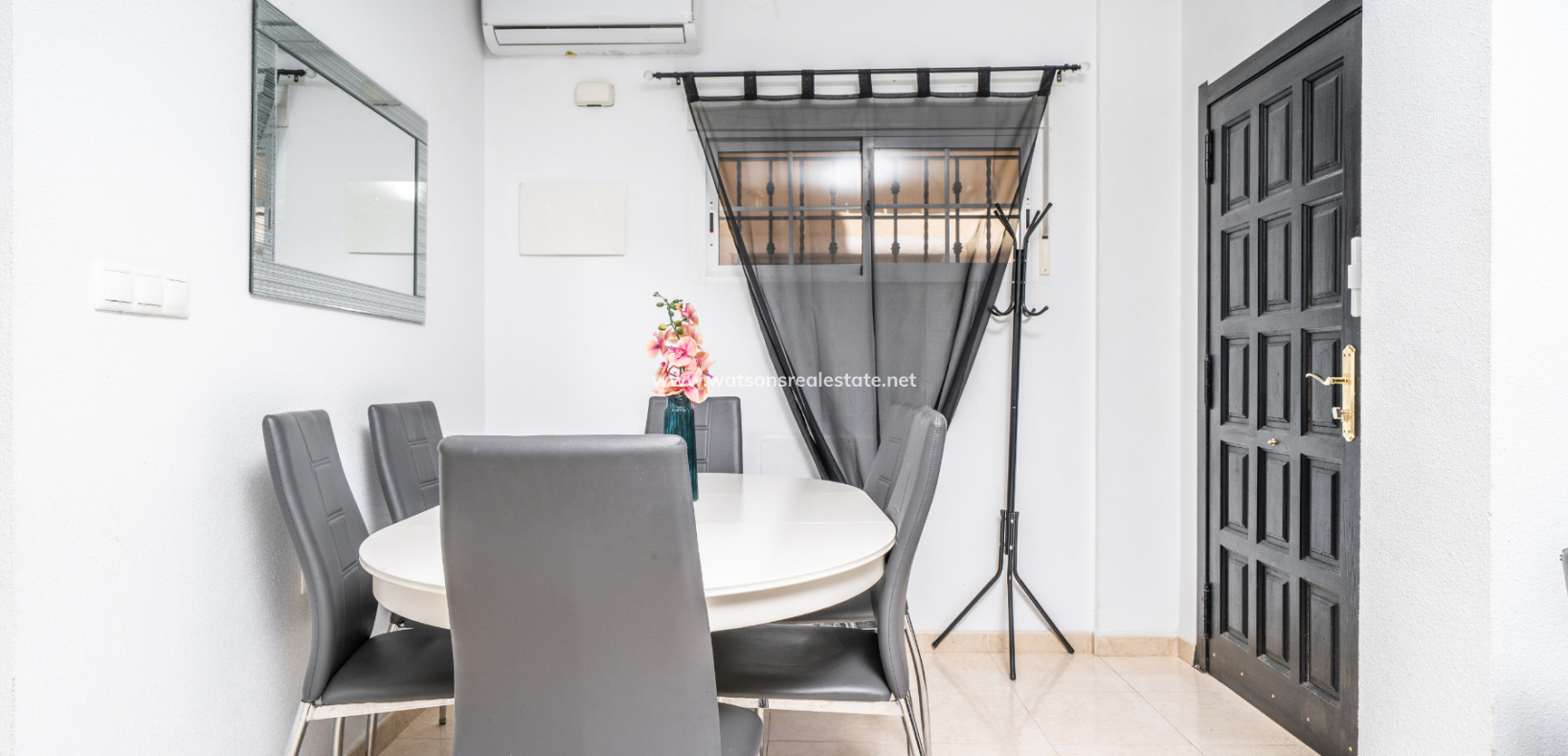 Resale - Detached - Urb. La Marina