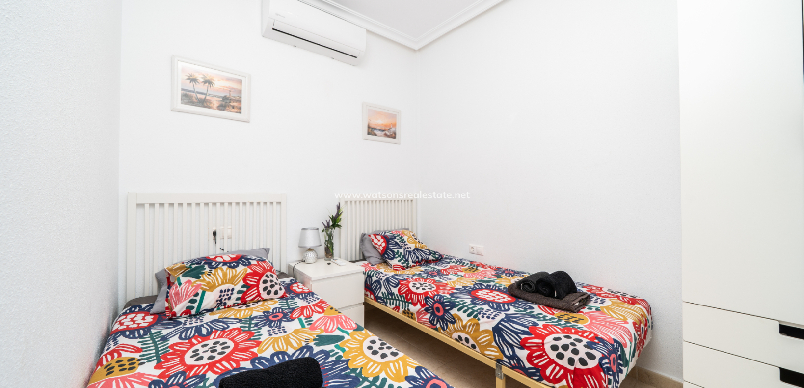 Resale - Detached - Urb. La Marina