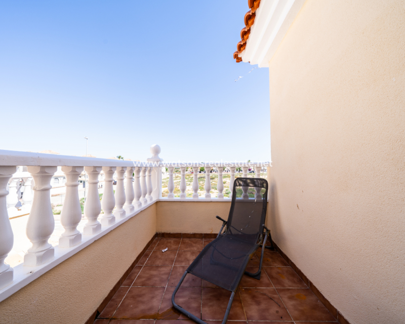 Resale - Detached - Urb. La Marina