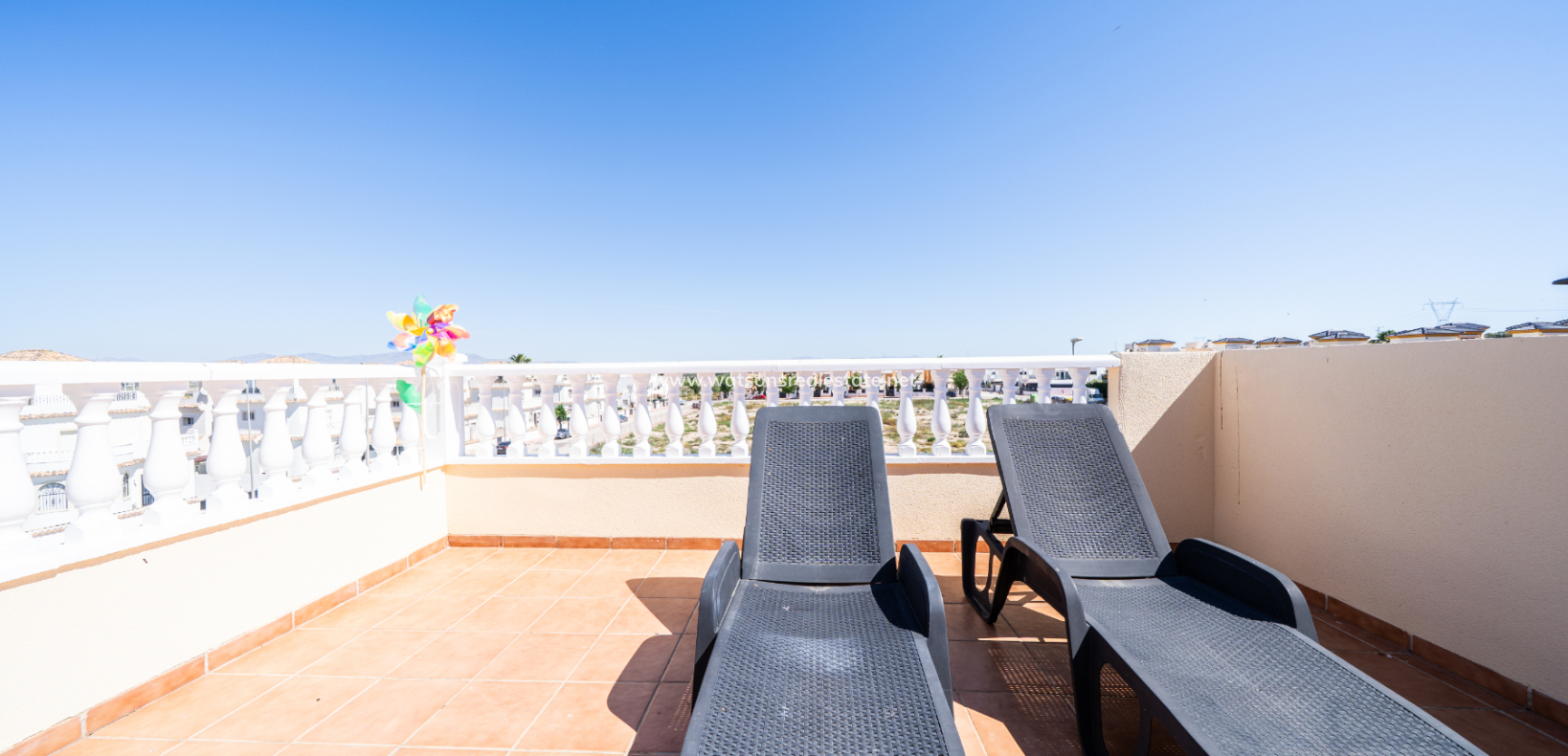 Resale - Detached - Urb. La Marina