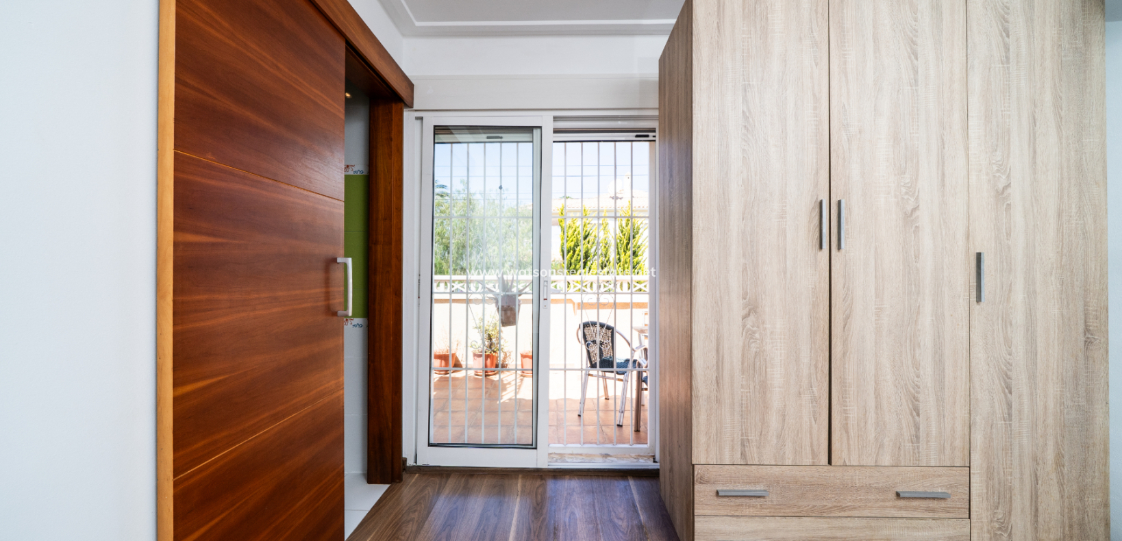 Resale - Detached - Urb. La Marina