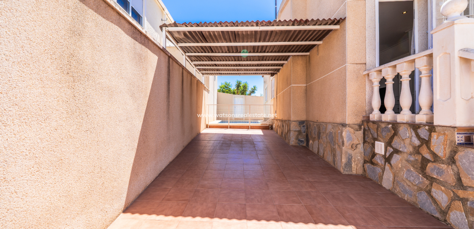 Resale - Detached - Urb. La Marina