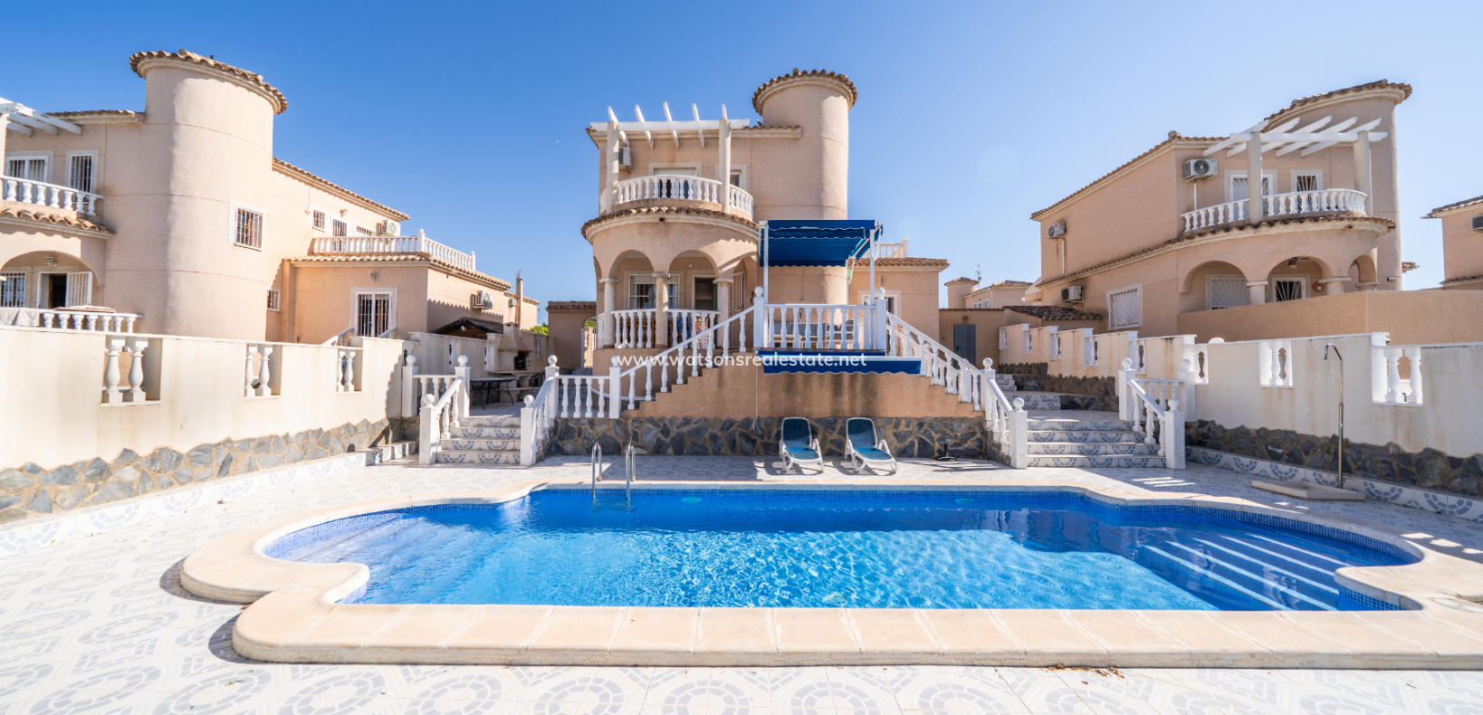 Resale - Detached - Urb. La Marina