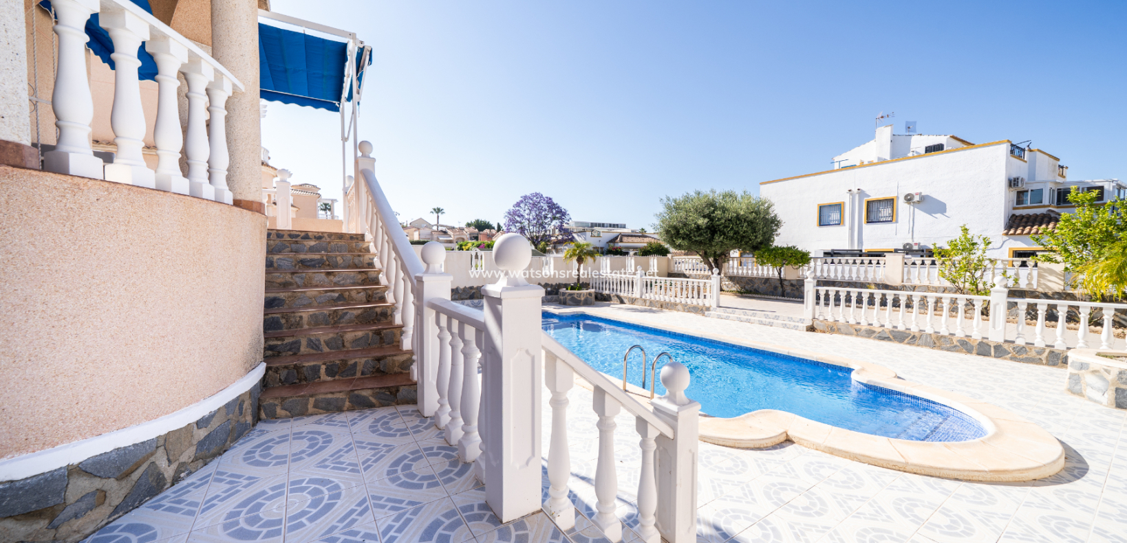 Resale - Detached - Urb. La Marina