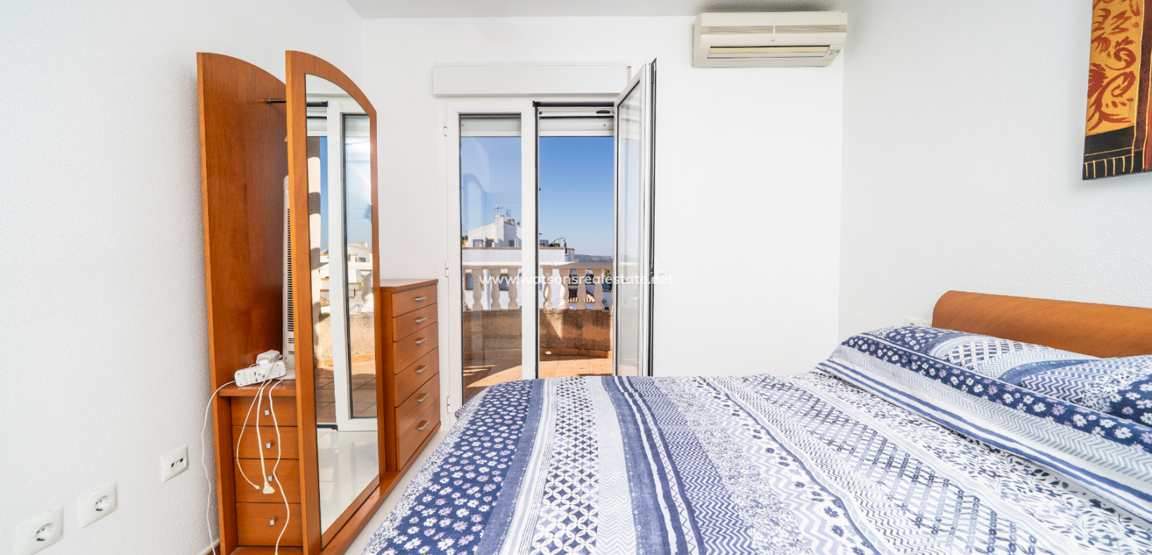 Resale - Detached - Urb. La Marina