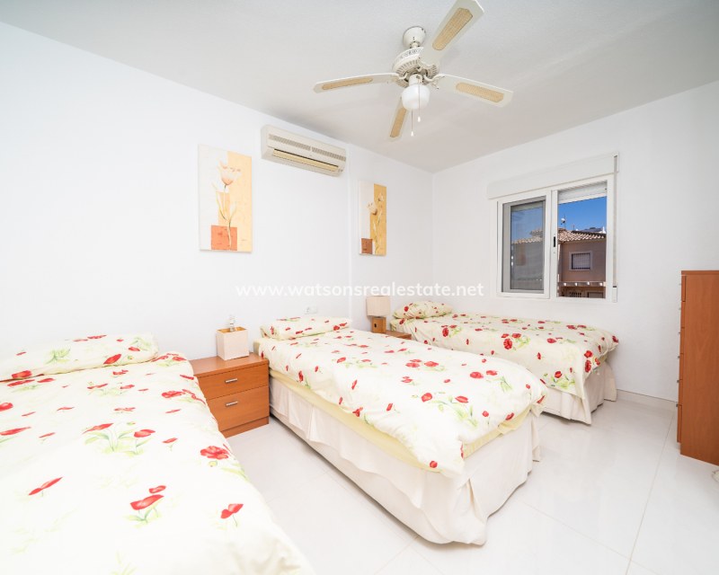 Resale - Detached - Urb. La Marina