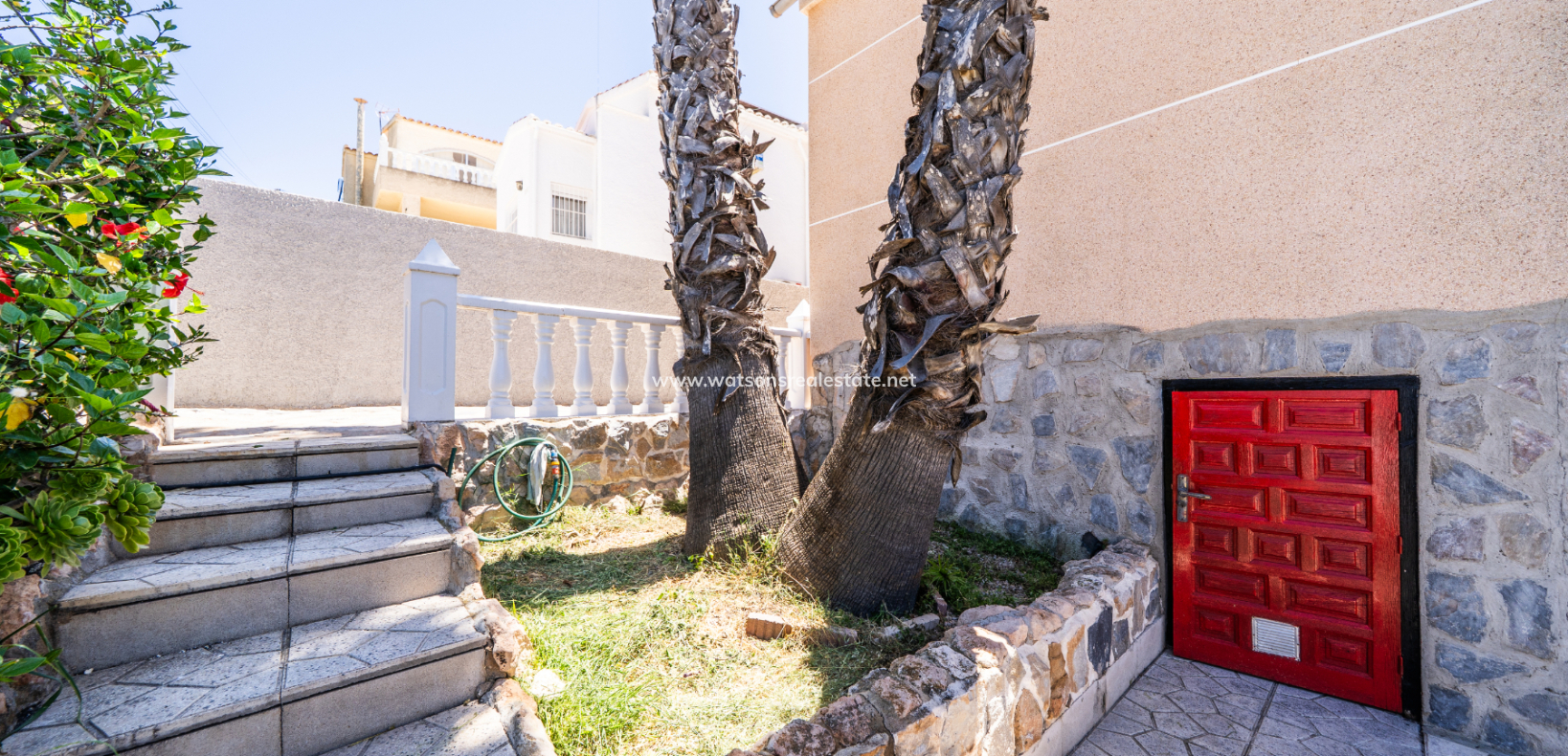 Resale - Detached - Urb. La Marina