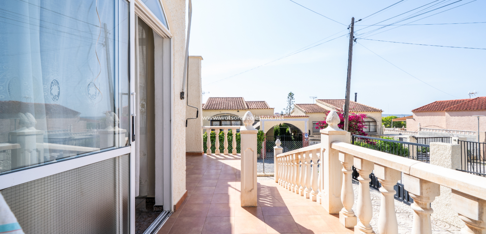 Resale - Detached - Urb. La Marina