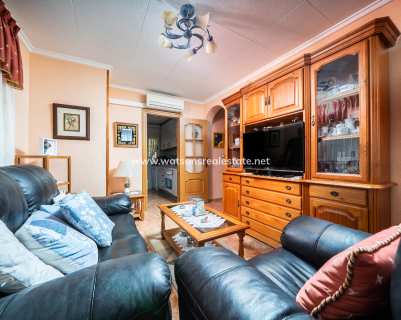Resale - Detached - Urb. La Marina