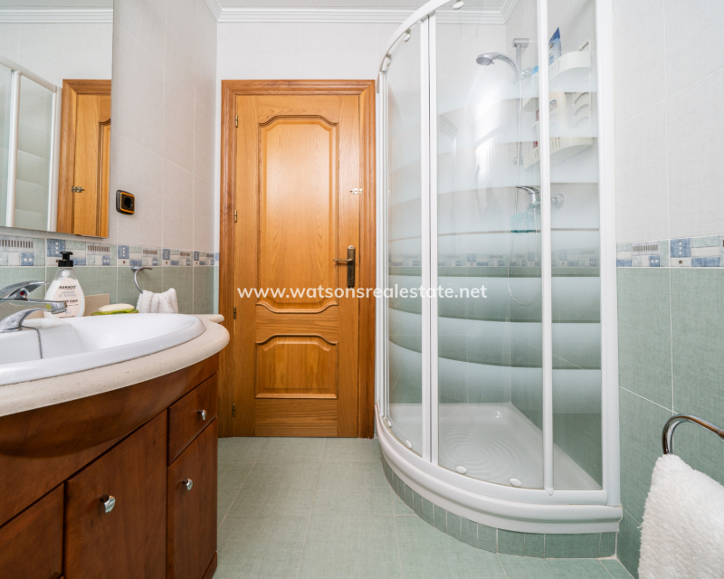 Resale - Detached - Urb. La Marina