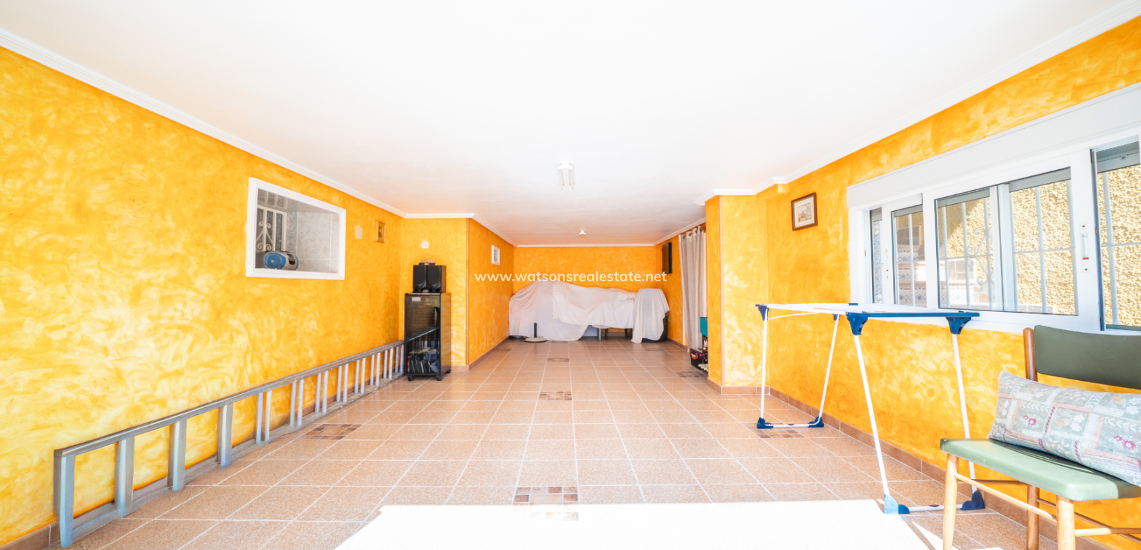 Resale - Detached - Urb. La Marina