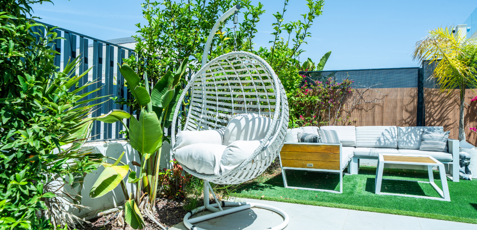 Resale - Detached - Urb. La Marina