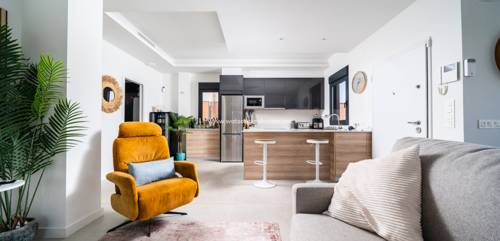 Resale - Detached - Urb. La Marina