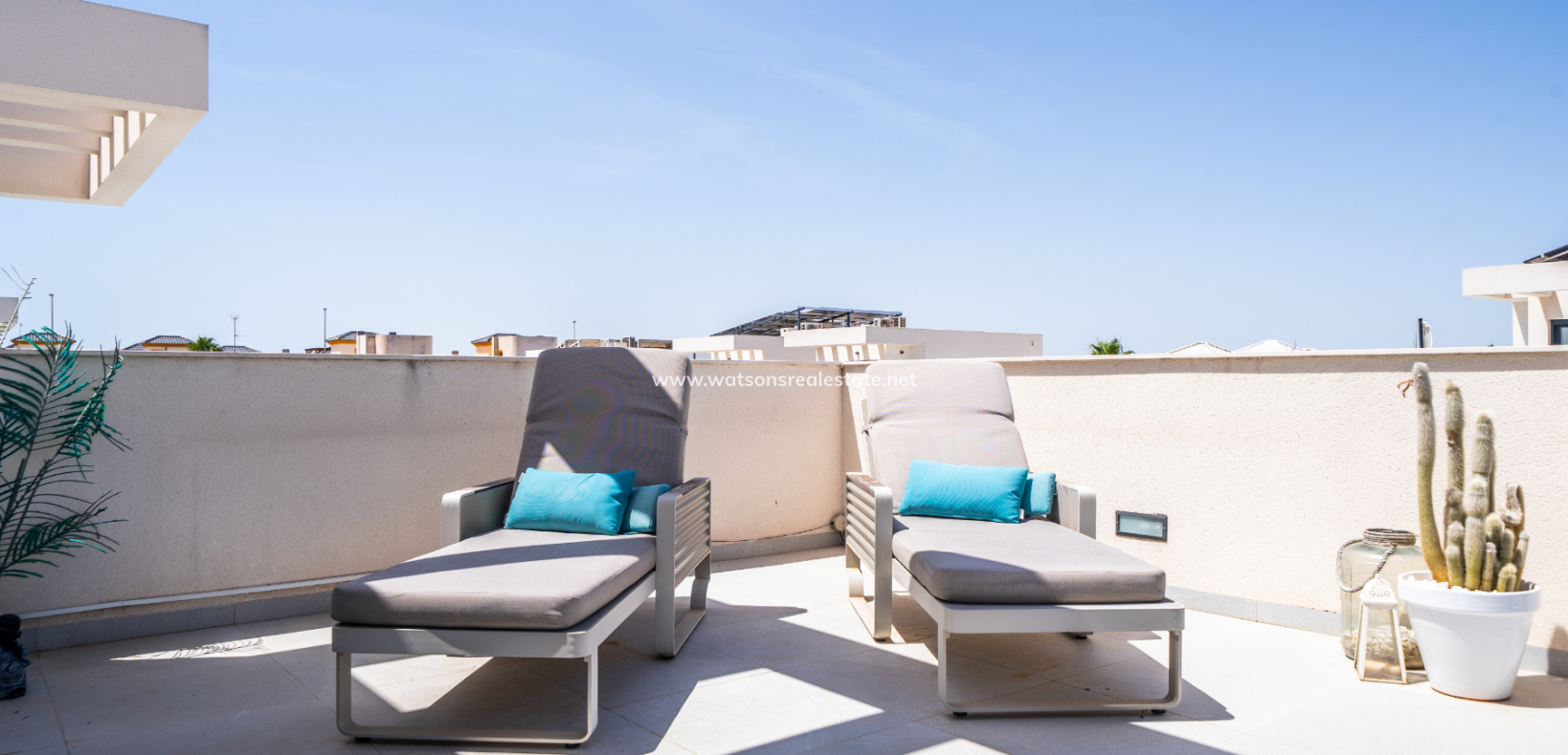 Resale - Detached - Urb. La Marina