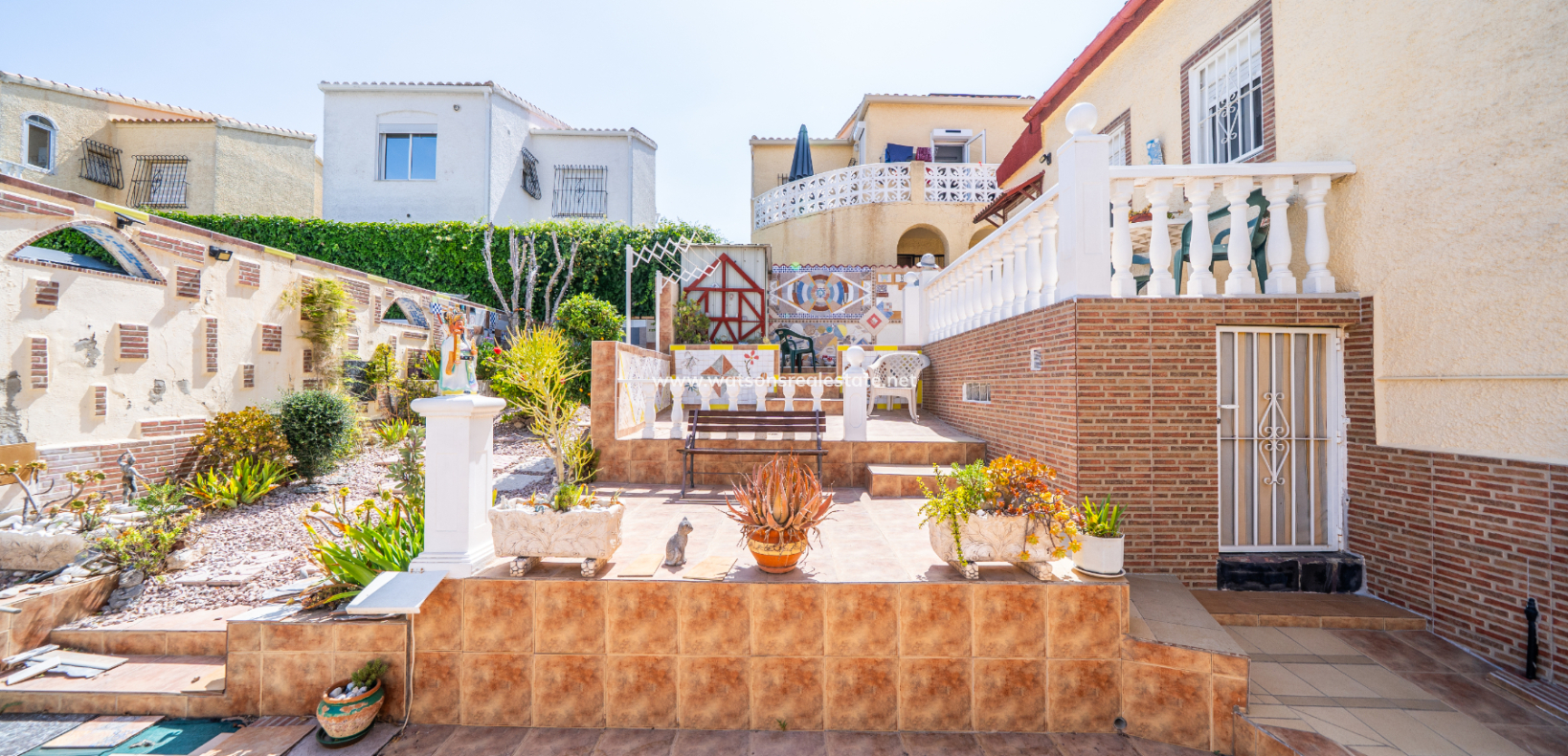Resale - Detached - Urb. La Marina