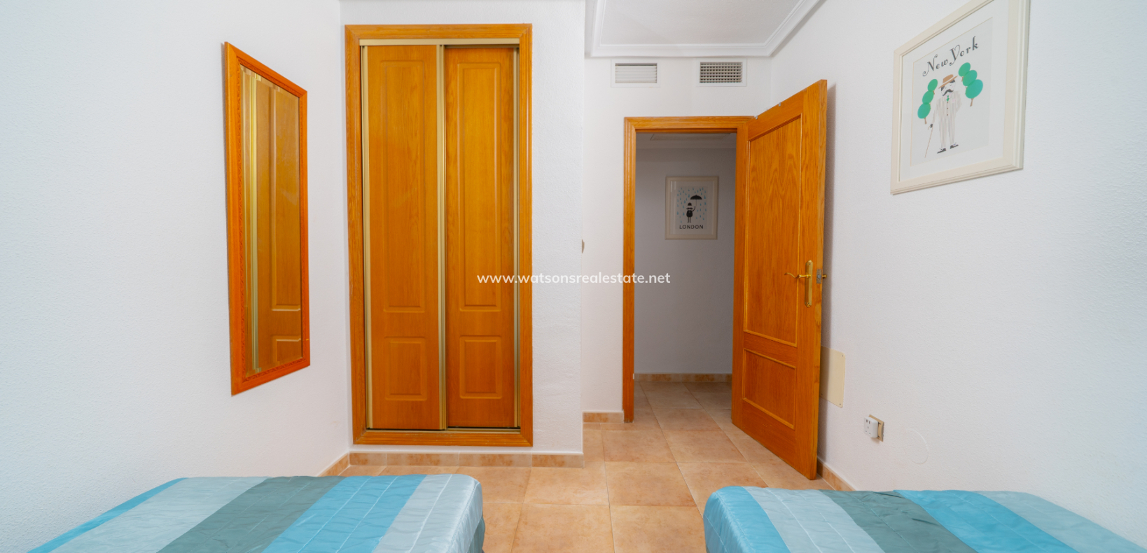 Resale - Detached - Urb. La Marina