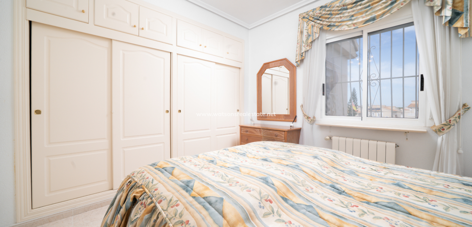 Resale - Detached - Urb. La Marina