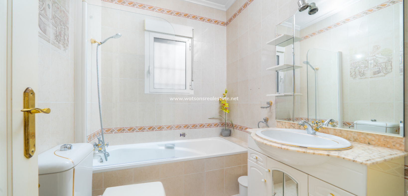 Resale - Detached - Urb. La Marina