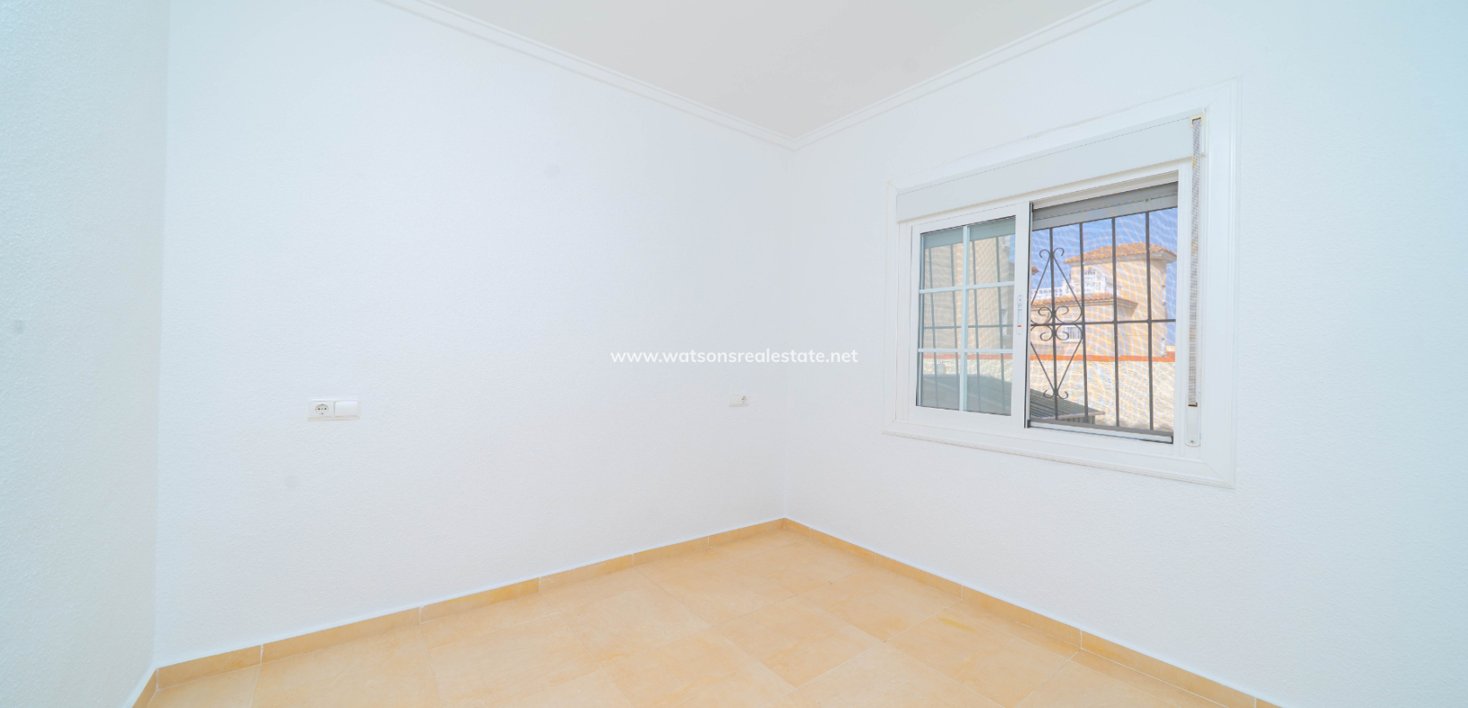Resale - Detached - Urb. La Marina