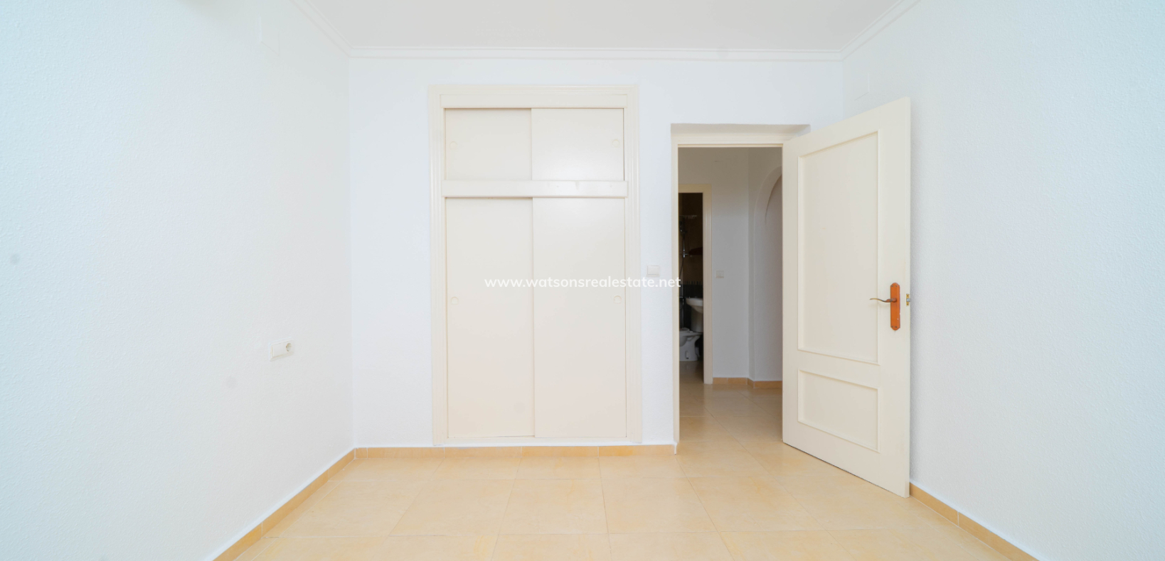 Resale - Detached - Urb. La Marina