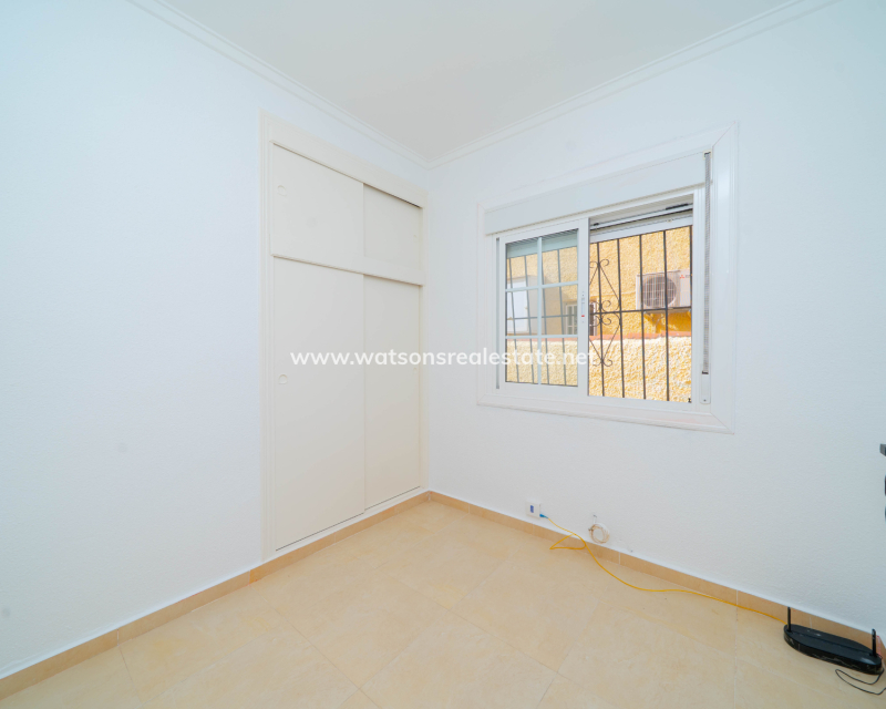Resale - Detached - Urb. La Marina