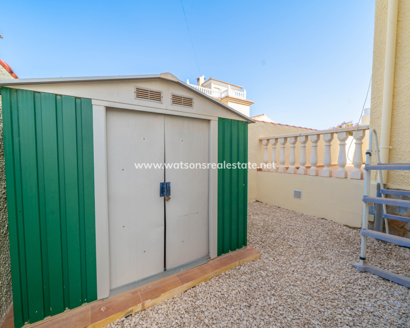 Resale - Detached - Urb. La Marina