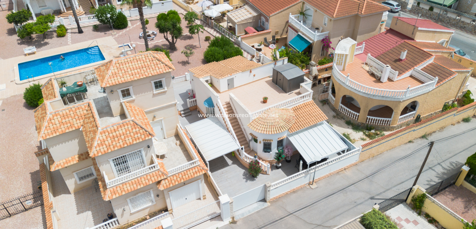 Resale - Detached - Urb. La Marina