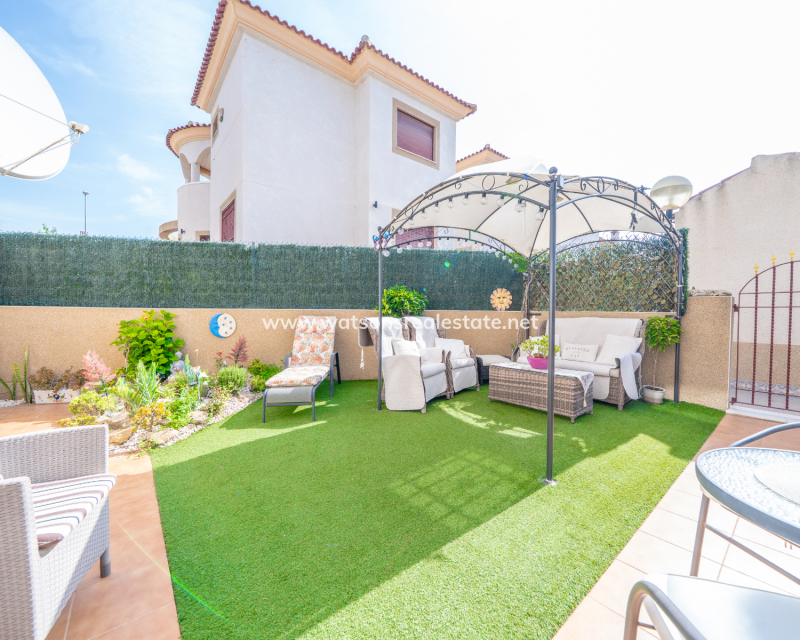 Resale - Detached - Urb. La Marina