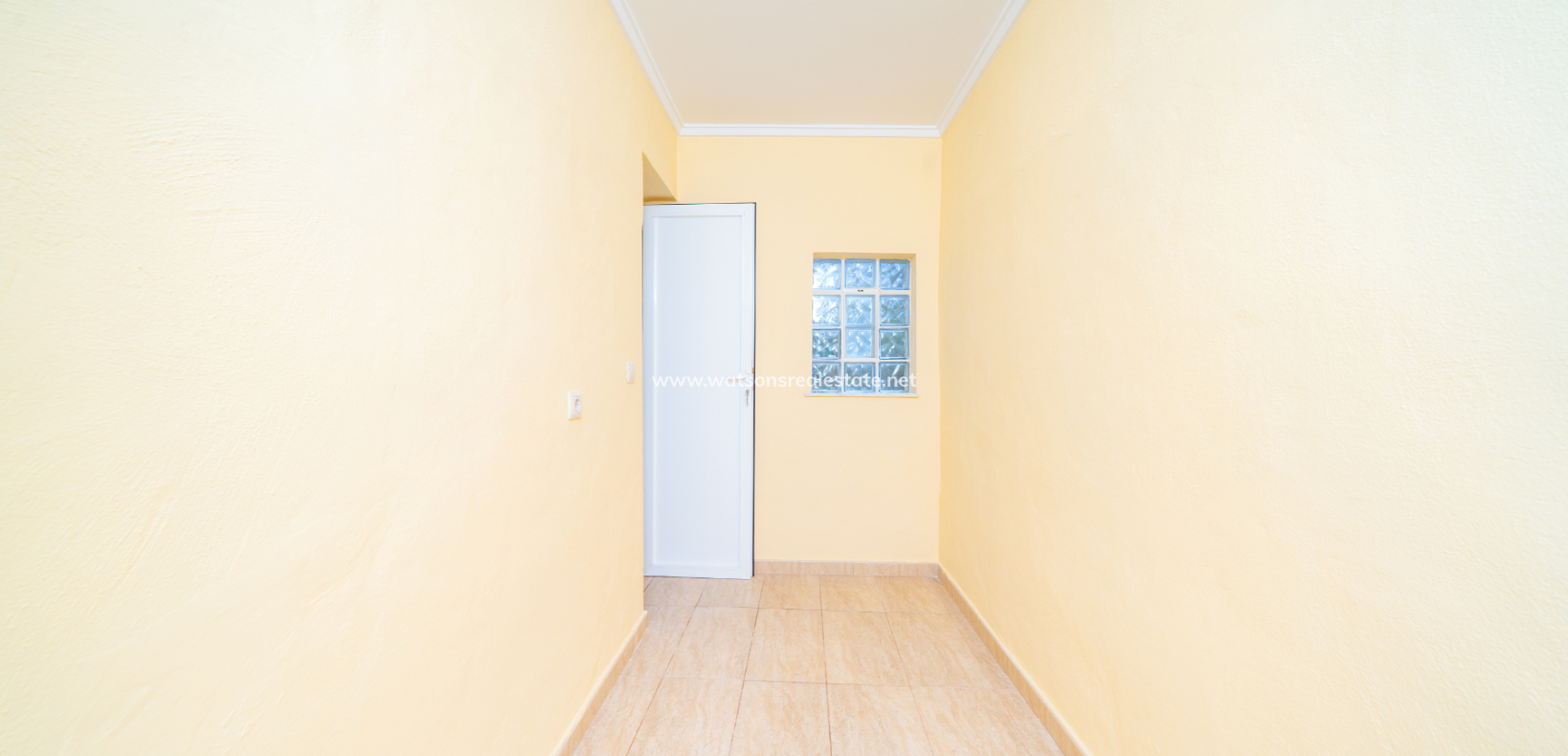 Resale - Detached - Urb. La Marina