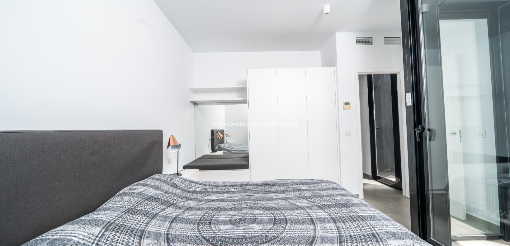 Resale - Detached - Urb. La Marina