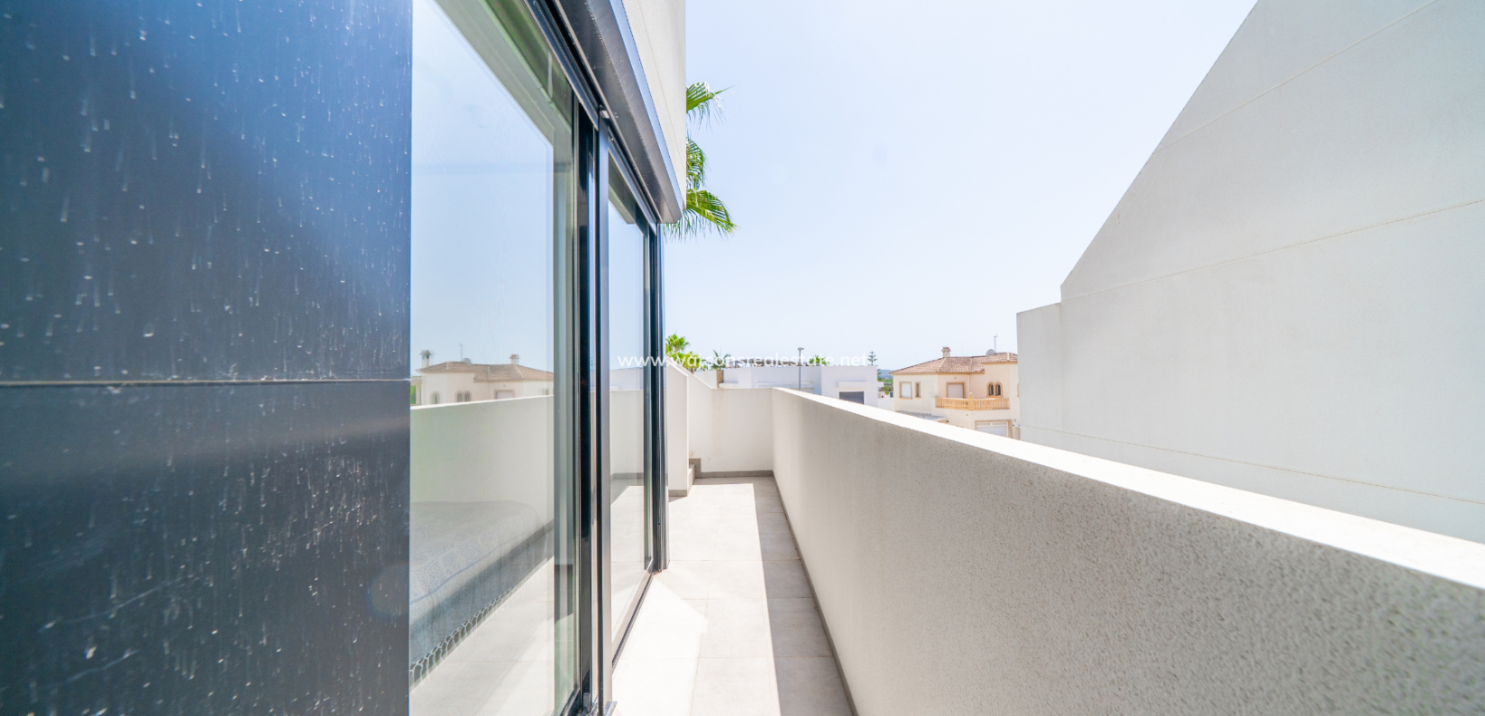 Resale - Detached - Urb. La Marina