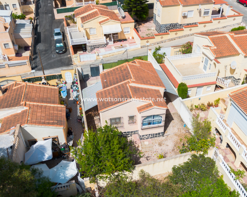 Resale - Detached - Urb. La Marina