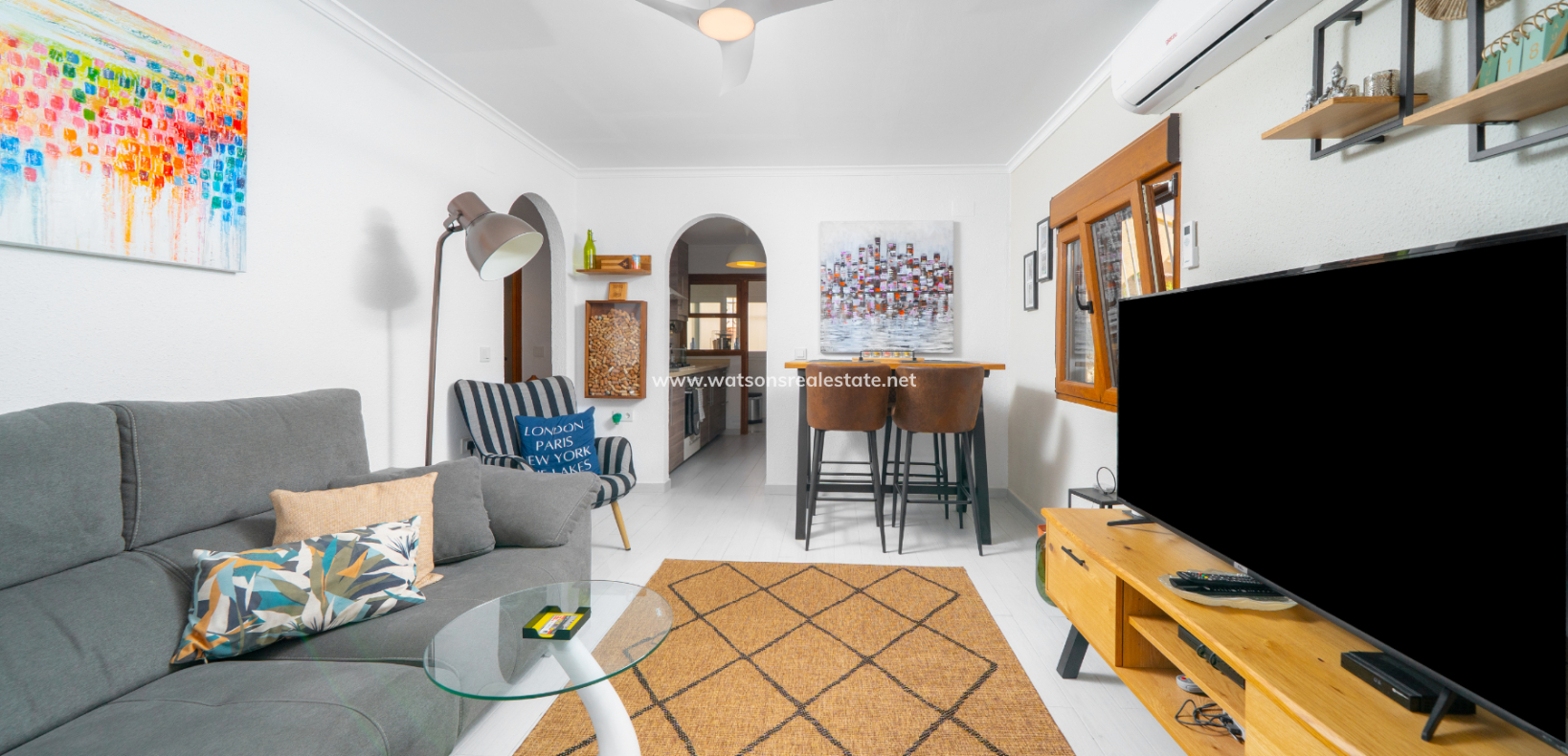 Resale - Detached - Urb. La Marina