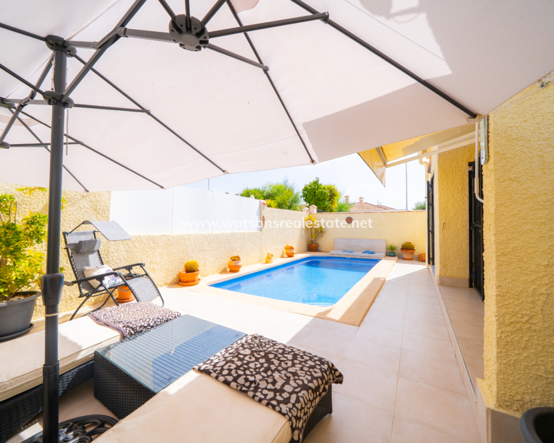 Resale - Detached - Urb. La Marina