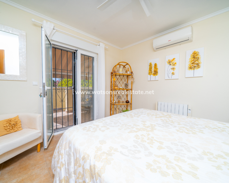 Resale - Detached - Urb. La Marina