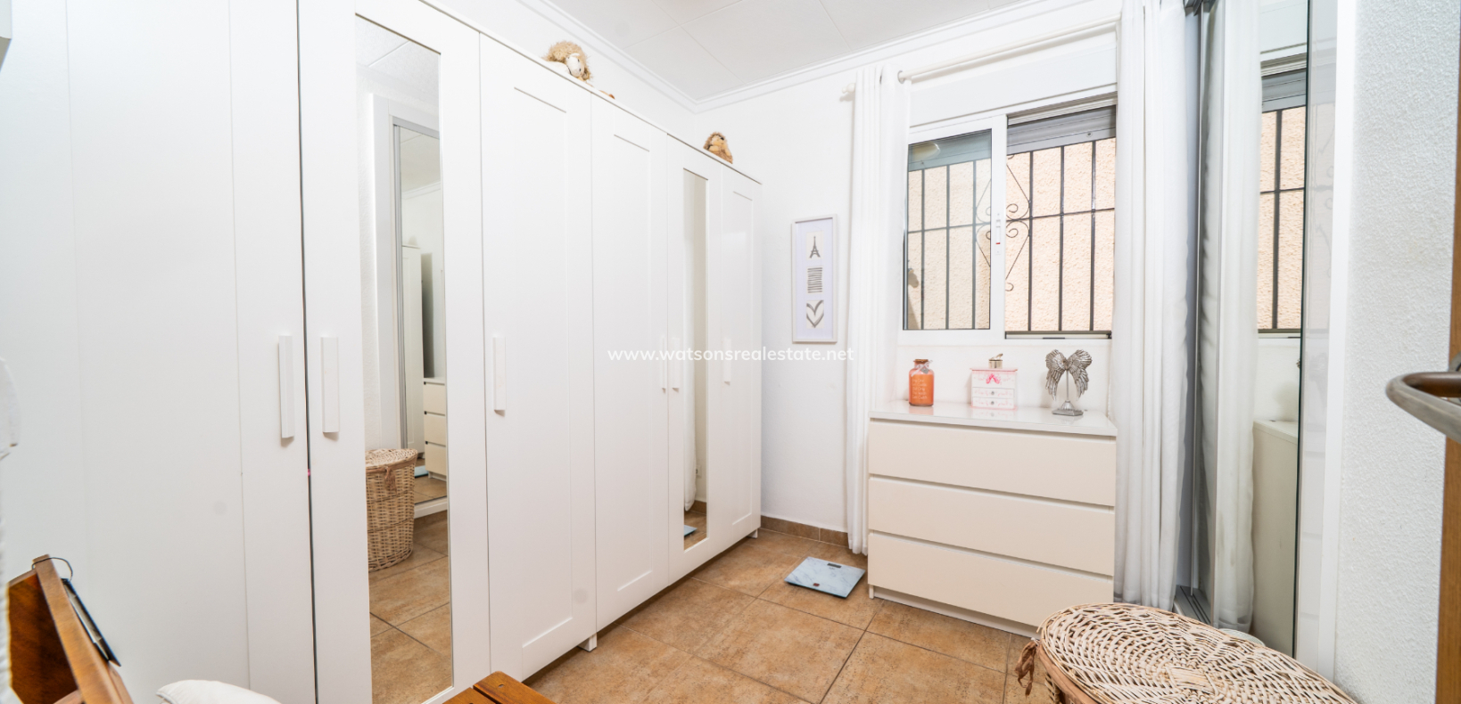 Resale - Detached - Urb. La Marina