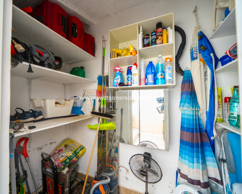 Resale - Detached - Urb. La Marina