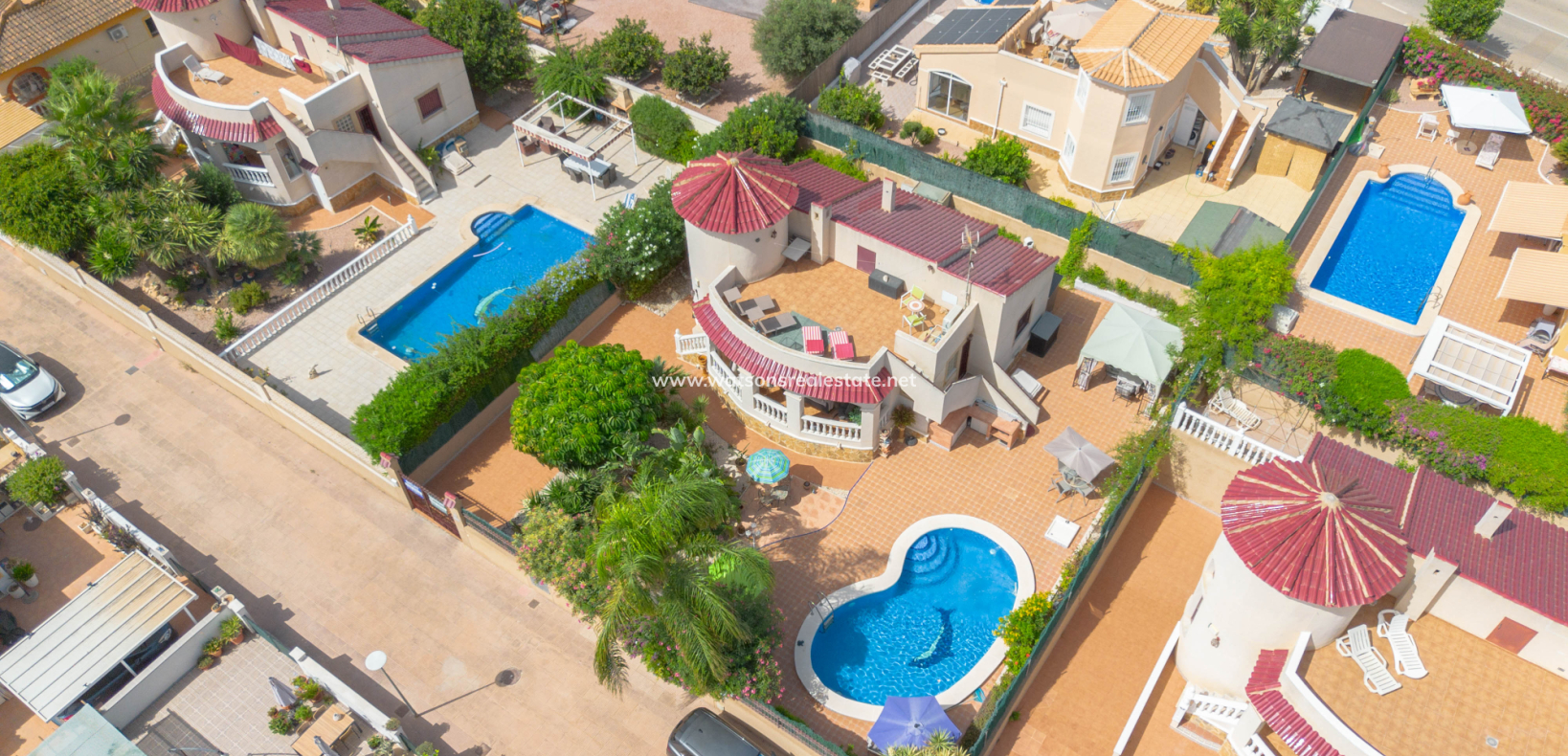 Resale - Detached - Urb. La Marina