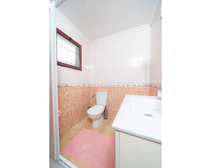 Resale - Detached - Urb. La Marina