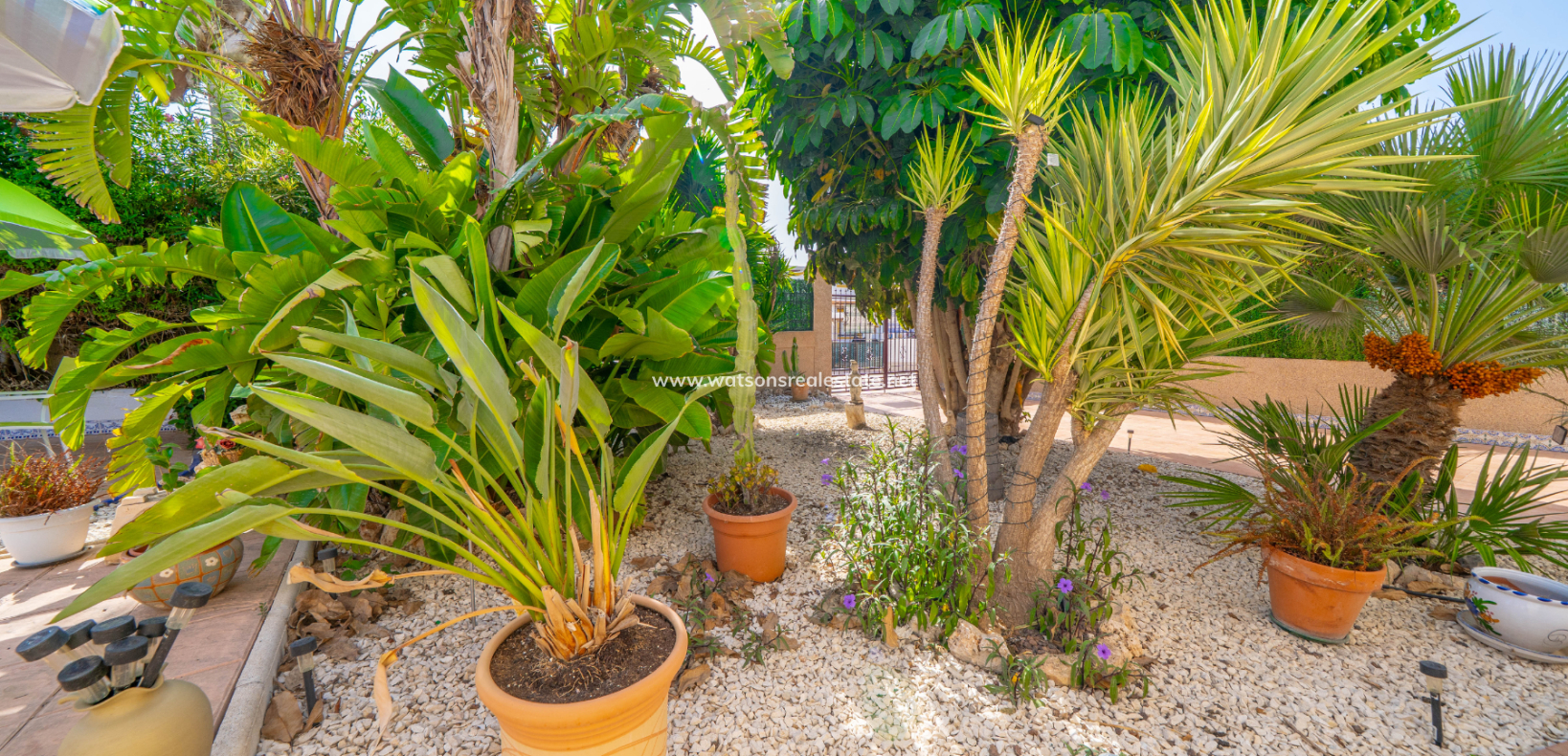 Resale - Detached - Urb. La Marina