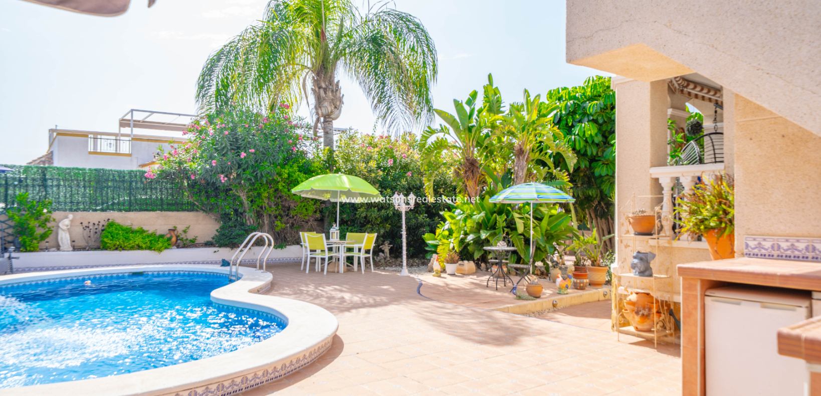 Resale - Detached - Urb. La Marina