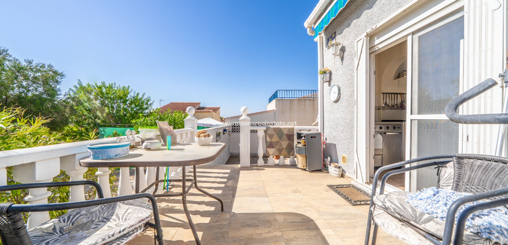 Resale - Detached - Urb. La Marina