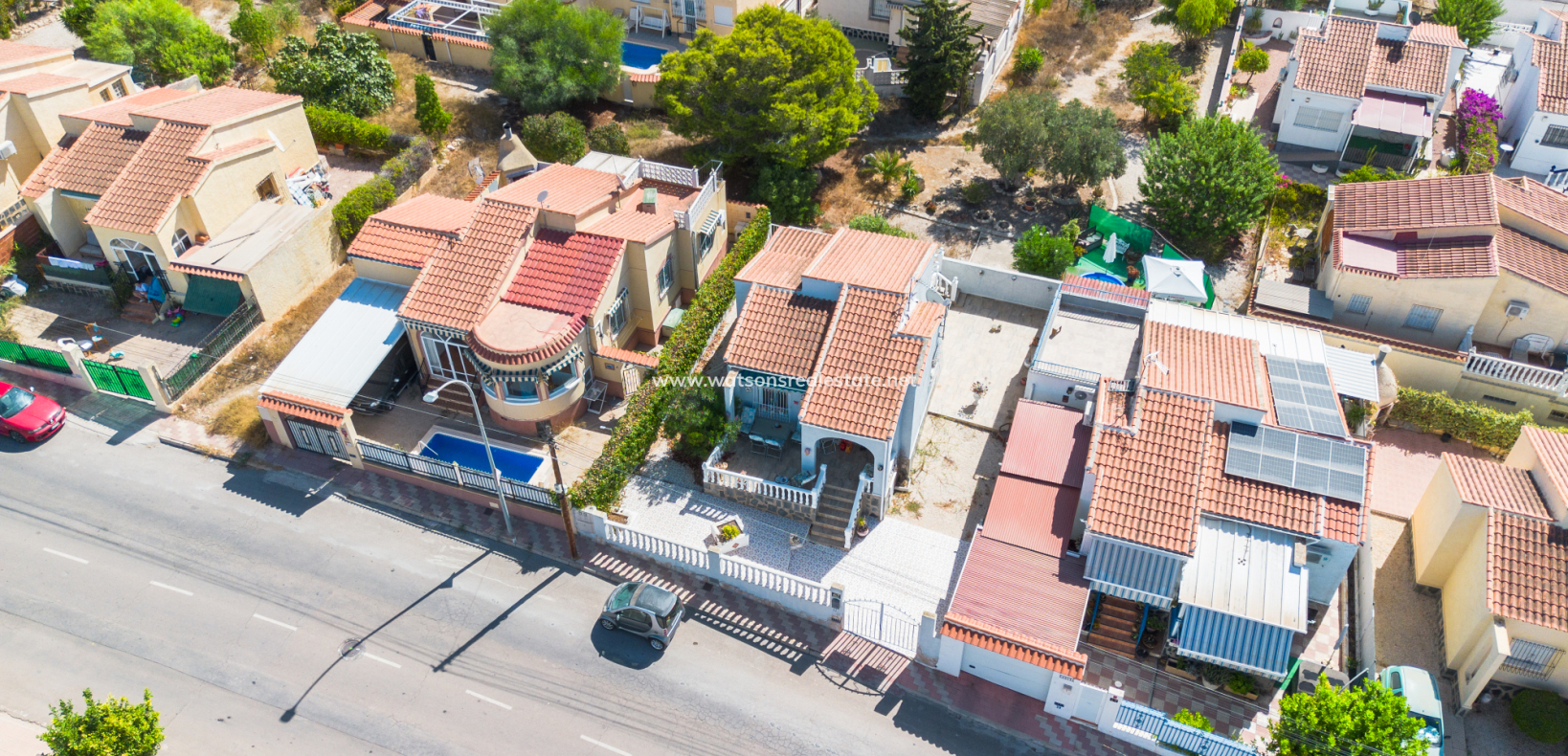 Resale - Detached - Urb. La Marina