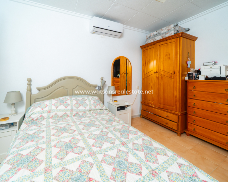 Resale - Detached - Urb. La Marina