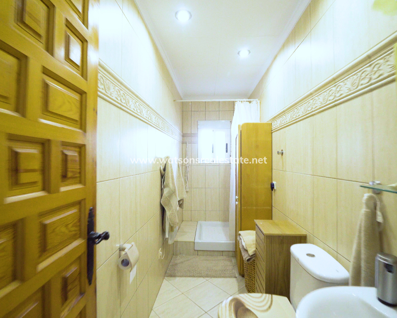 Resale - Detached - Urb. La Marina