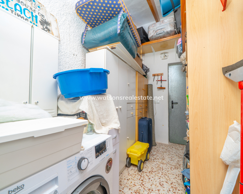 Resale - Detached - Urb. La Marina
