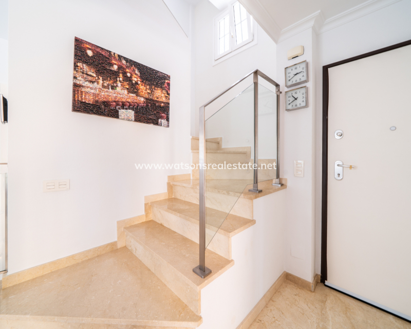Resale - Detached - Urb. La Marina